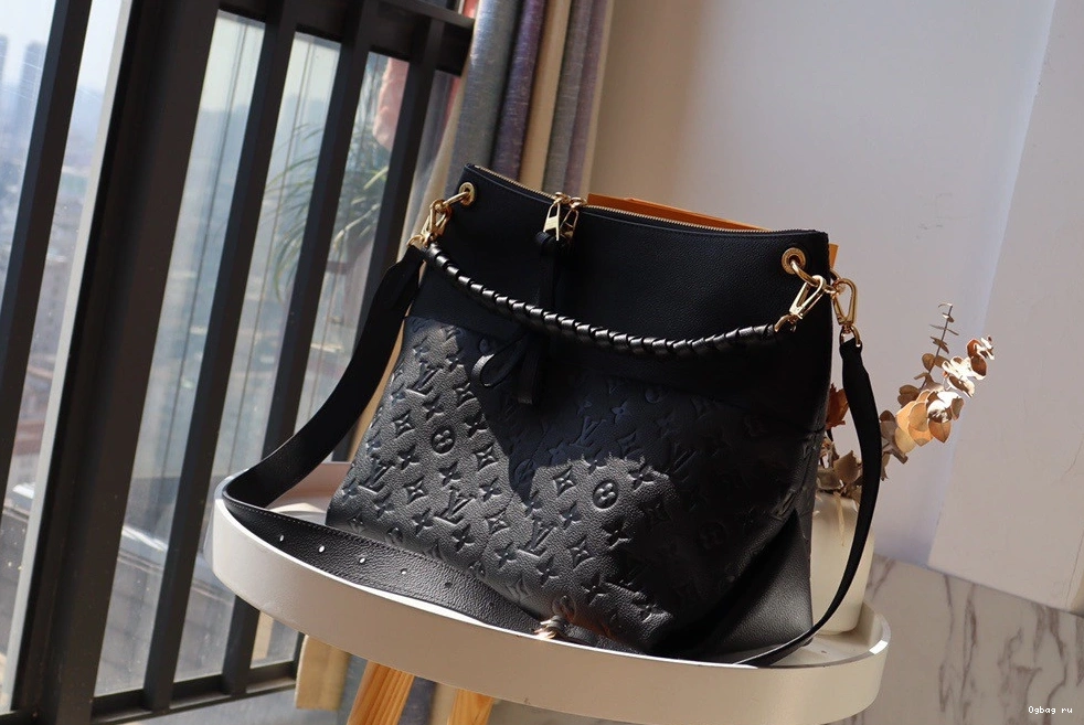 MAIDA LOUIS VUITTON HOBO 0713